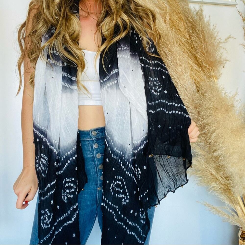 ANTHROPOLOGIE Black White Geometric Print Sequin Beaded Oversize Scarf Wrap
